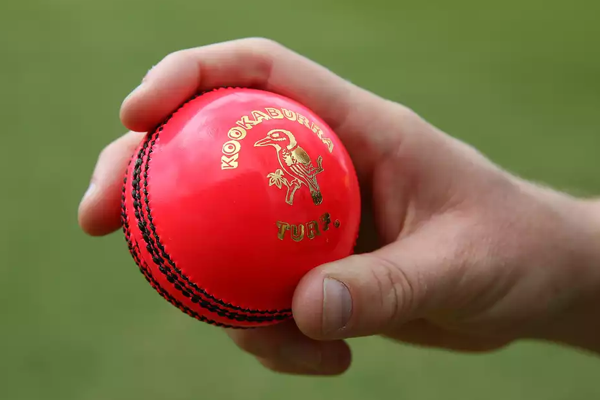 SCIENCE BEHIND THE ART OF SWING BOWLING SCIENCE BEHIND THE ART OF SWING BOWLING